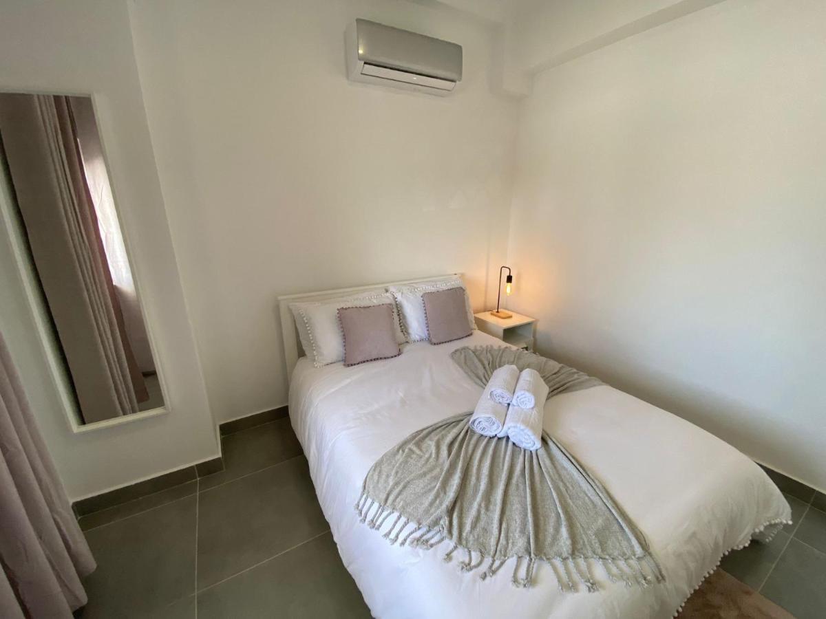 Casa Com Terraco E Piscina Sagres Apartment Exterior photo